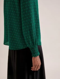 Bay Blouse - Green Black Trellis Print 13 Bay Blouse - Green Black Trellis Print -Cheap Closet Curation Store SP24 B155 BAY GREENBLACKTRELLISHPRINT LS 2237