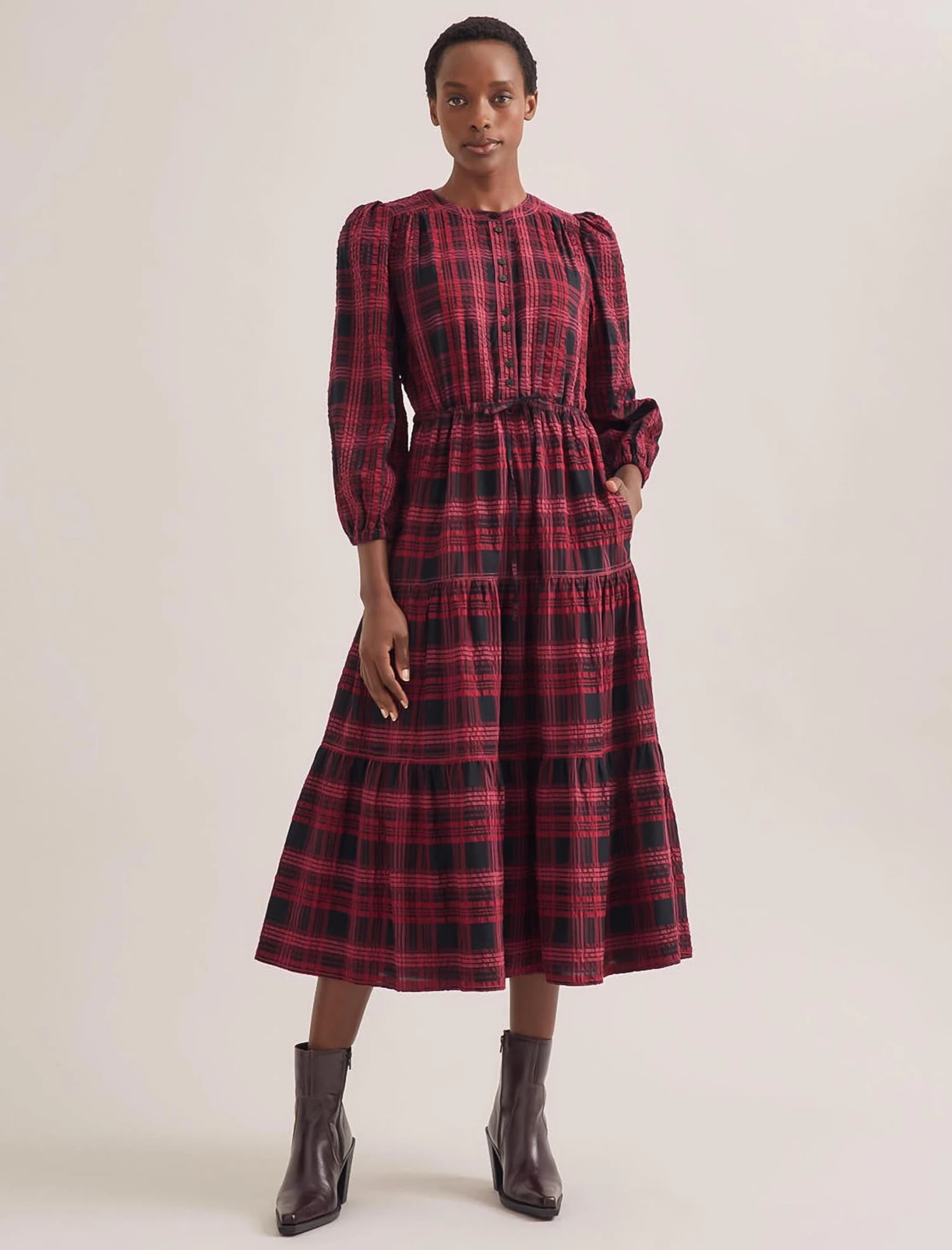 Alice Organic Cotton Seersucker Maxi Dress - Red Black 3 Alice Organic Cotton Seersucker Maxi Dress - Red Black
