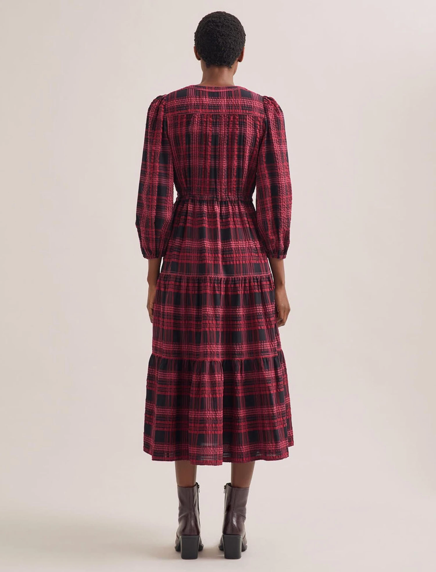 Alice Organic Cotton Seersucker Maxi Dress - Red Black 8 Alice Organic Cotton Seersucker Maxi Dress - Red Black - Image 6