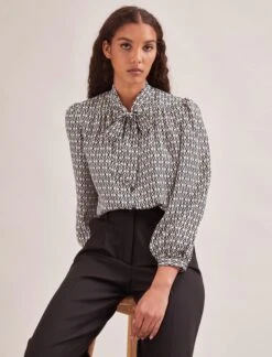 Aubrey Shirt - Ecru Black Trellis Print -Cheap Closet Curation Store SP24 S84 AUBREY ECRUBLACKTRELLISPRINT LS 550