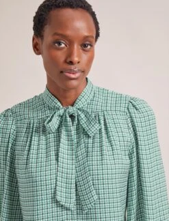 Aubrey Shirt - Ecru Green Houndstooth Print -Cheap Closet Curation Store SP24 S84 AUBREY ECRUGREENHOUNDSTOOTHPRINT LS 0123
