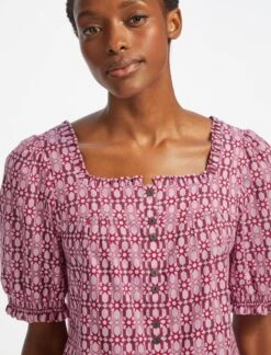 Shannon Organic Cotton Shirt - Pink Geo Star Print 10 Shannon Organic Cotton Shirt - Pink Geo Star Print -Cheap Closet Curation Store SU22 B136 SHANNON PINKGEOSTARPRINT LS 25600