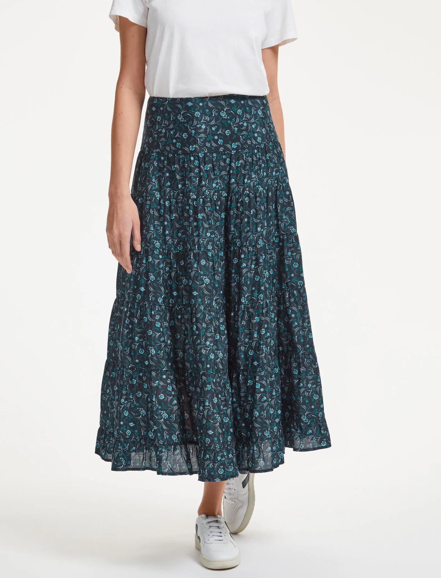 Sawyer Cotton Maxi Skirt - Blue Trailing Floral Print 5 Sawyer Cotton Maxi Skirt - Blue Trailing Floral Print - Image 3