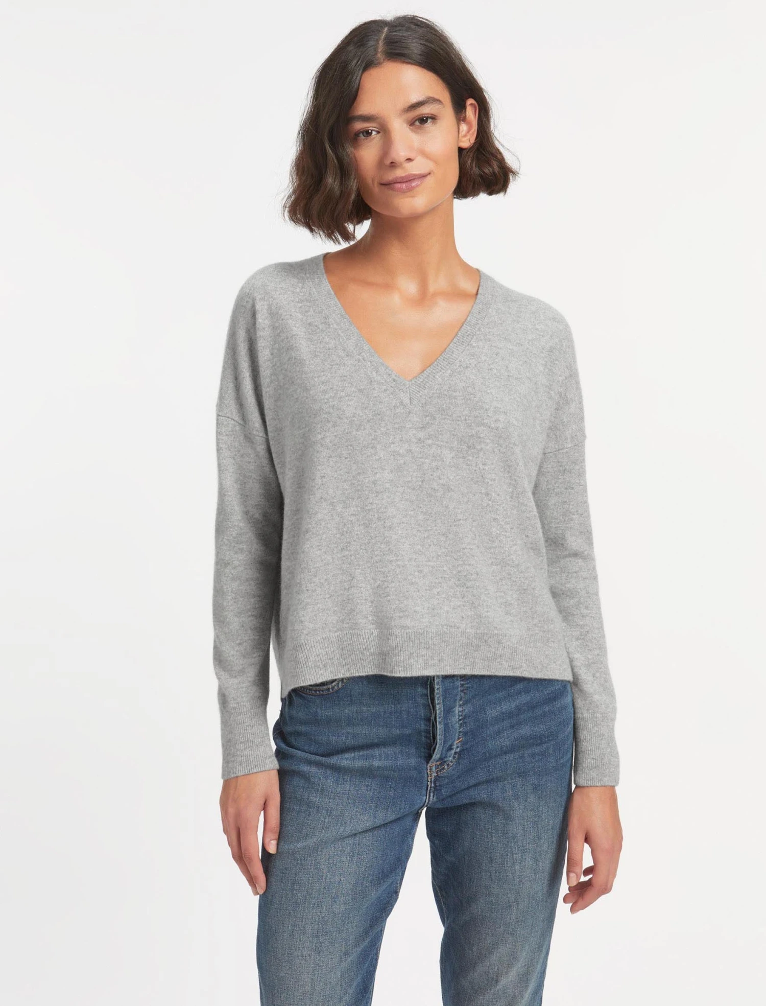 Joely Cashmere Curved Hem Boxy Jumper - Light Grey 3 Joely Cashmere Curved Hem Boxy Jumper - Light Grey