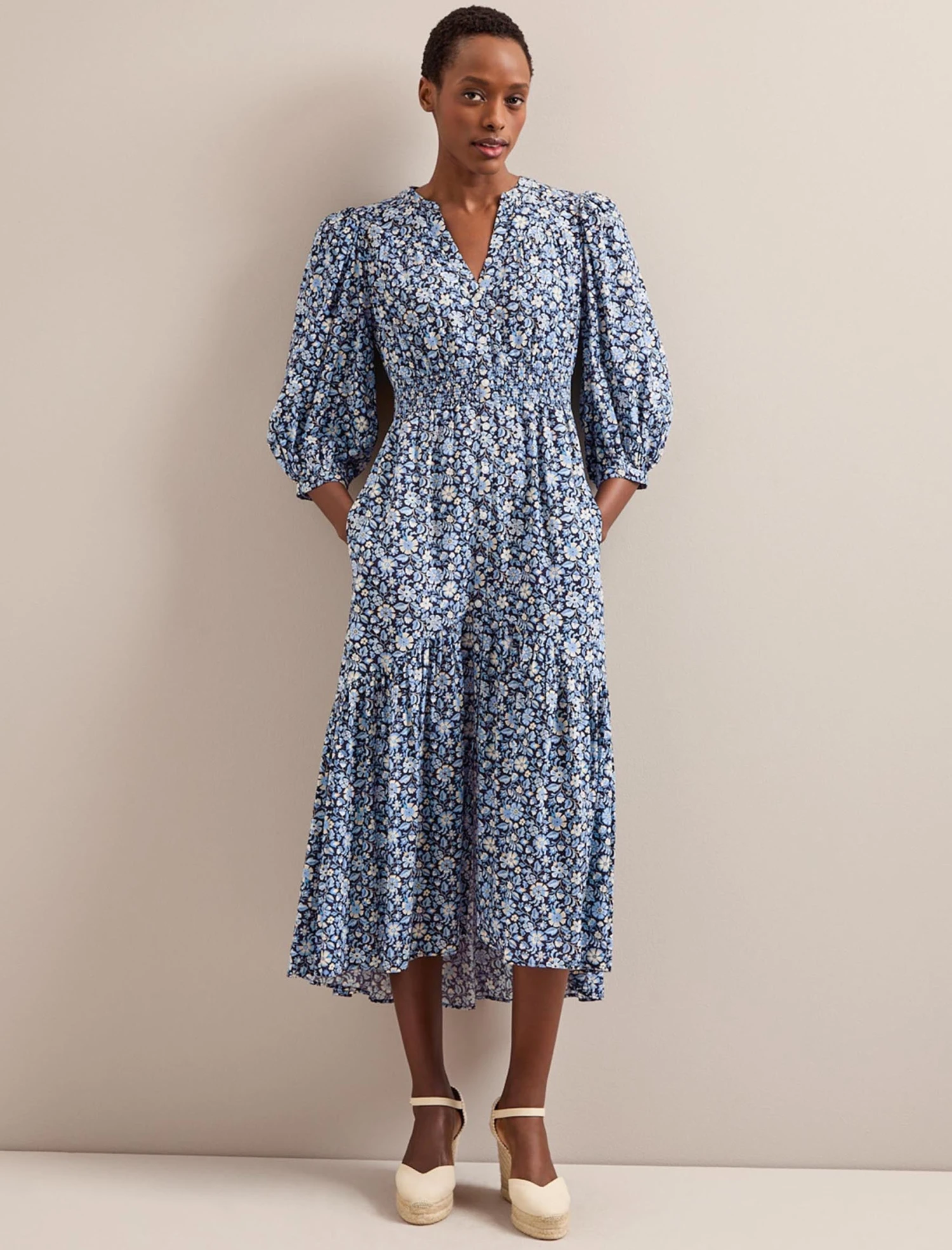 Aspen Cotton Blend Maxi Dress - Blue Ditsy Carnation Print 5 Aspen Cotton Blend Maxi Dress - Blue Ditsy Carnation Print - Image 3