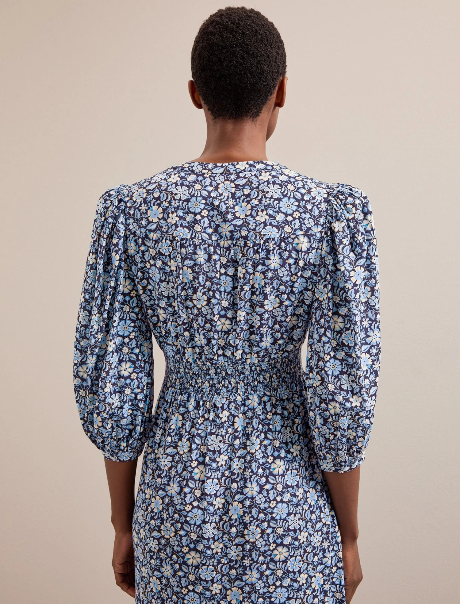 Aspen Cotton Blend Maxi Dress - Blue Ditsy Carnation Print 6 Aspen Cotton Blend Maxi Dress - Blue Ditsy Carnation Print - Image 4