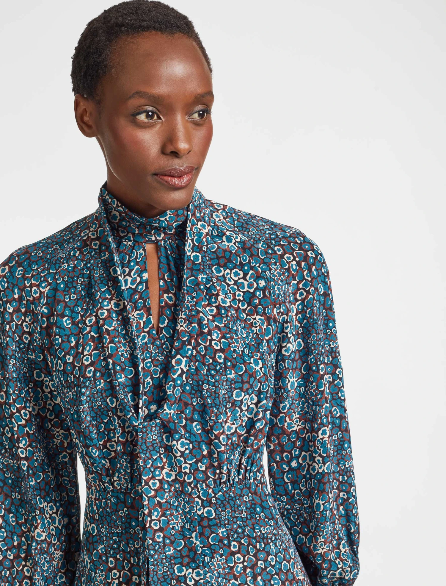 Dakota Silk Midi Dress - Beige Blue Leopard Pansy Print 6 Dakota Silk Midi Dress - Beige Blue Leopard Pansy Print - Image 4